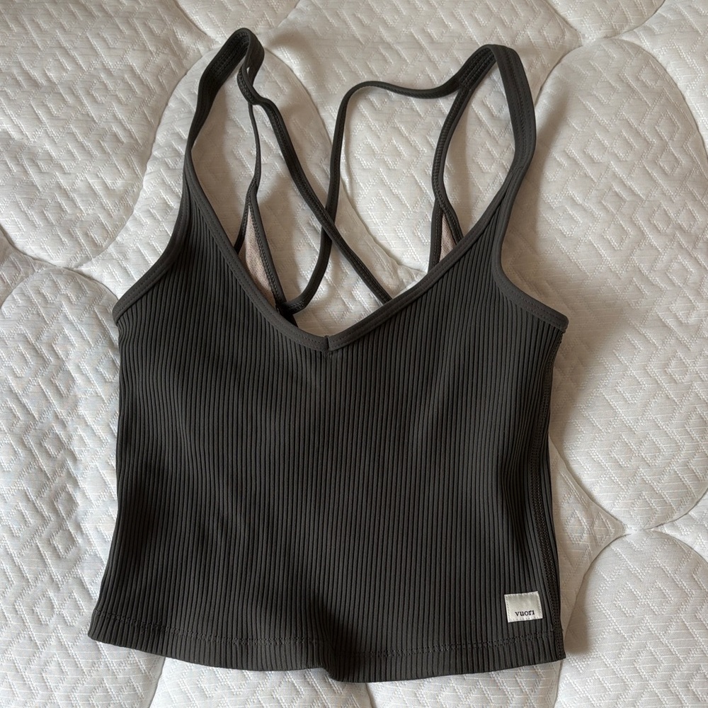 Vuori Ribbed Cropped Tank - Olive Brown